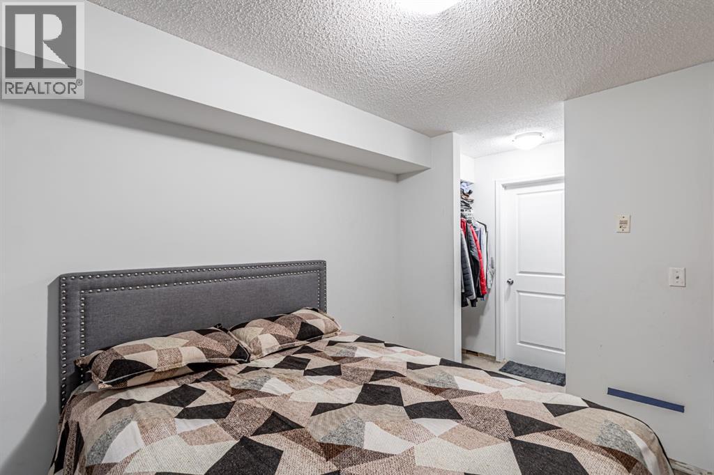 Single Family House Multi-level for Sale in   Saddlestone Way NE Saddle Ridge Calgary 