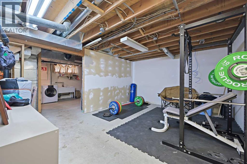 Single Family House 4 Level for Sale in  Hidden Valley Place NW Hidden Valley Calgary 