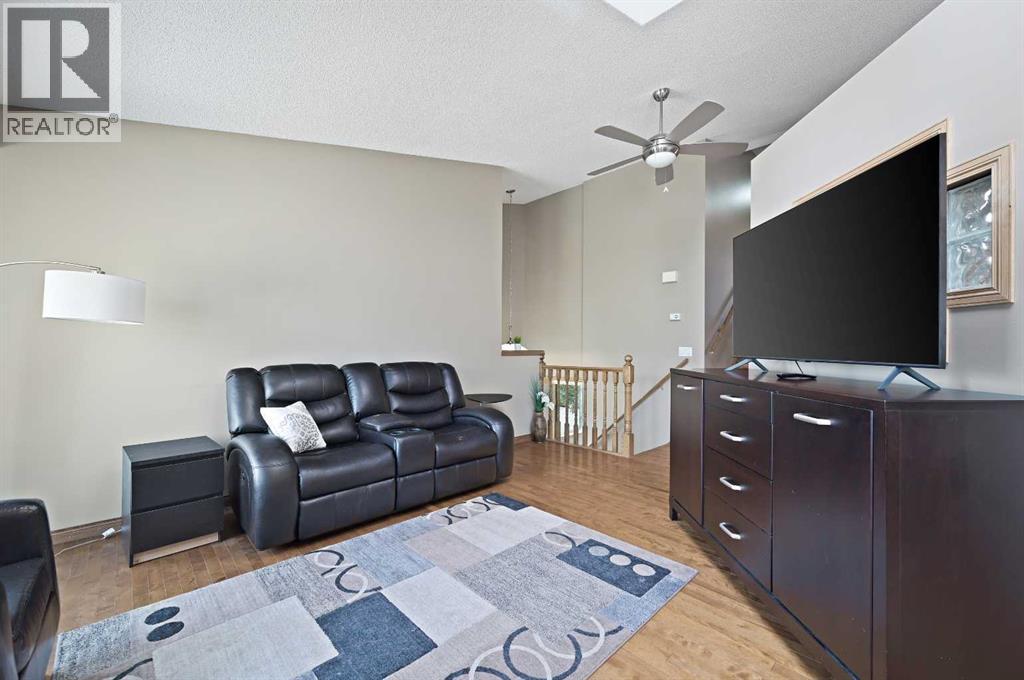 Single Family House 4 Level for Sale in  Hidden Valley Place NW Hidden Valley Calgary 