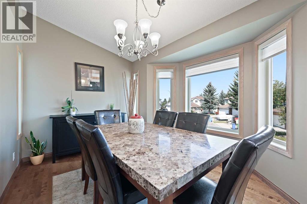 Single Family House 4 Level for Sale in  Hidden Valley Place NW Hidden Valley Calgary 