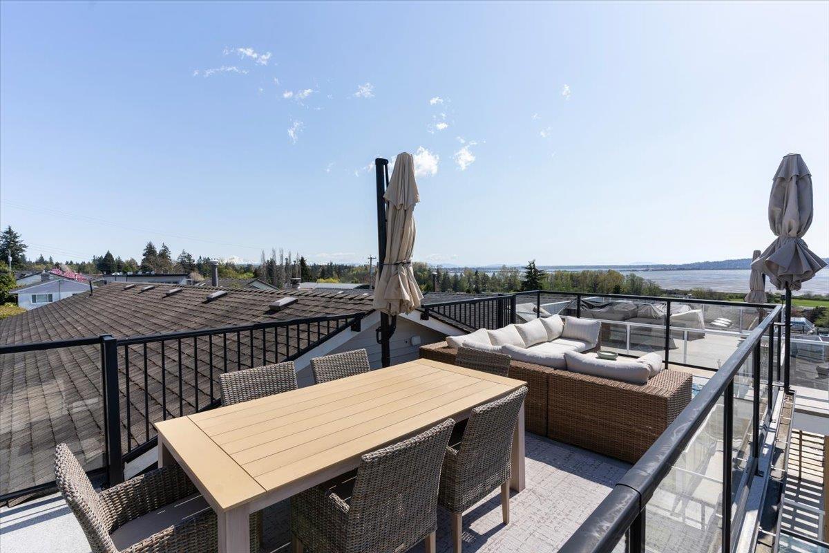 965 KEIL STREET, White Rock