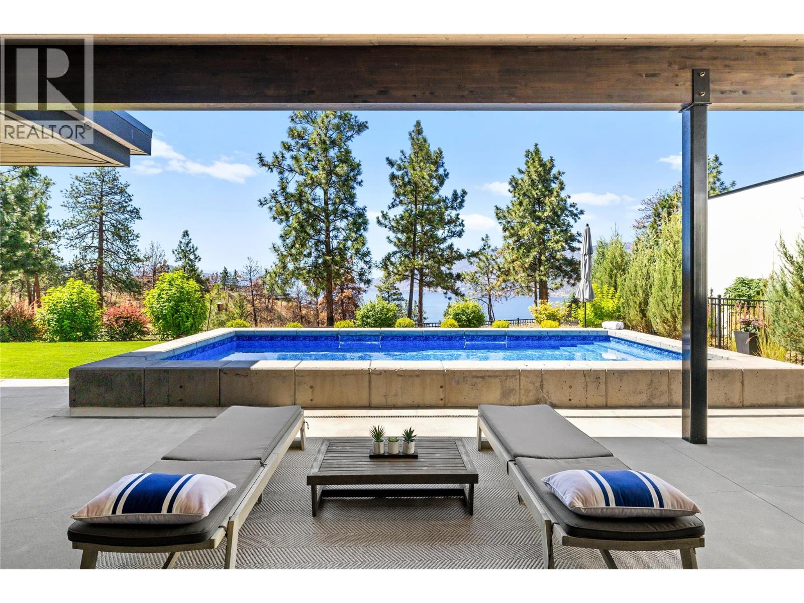 9696 Benchland Drive, Lake Country