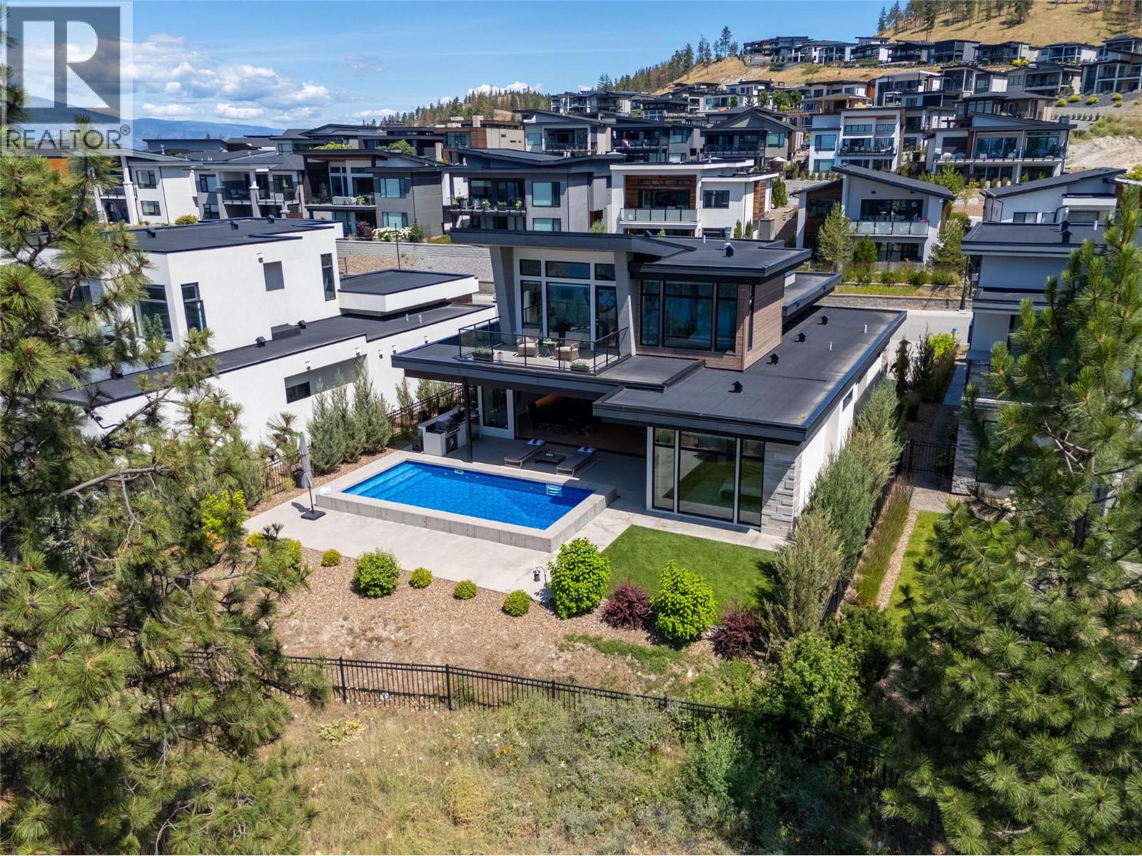9696 Benchland Drive, Lake Country