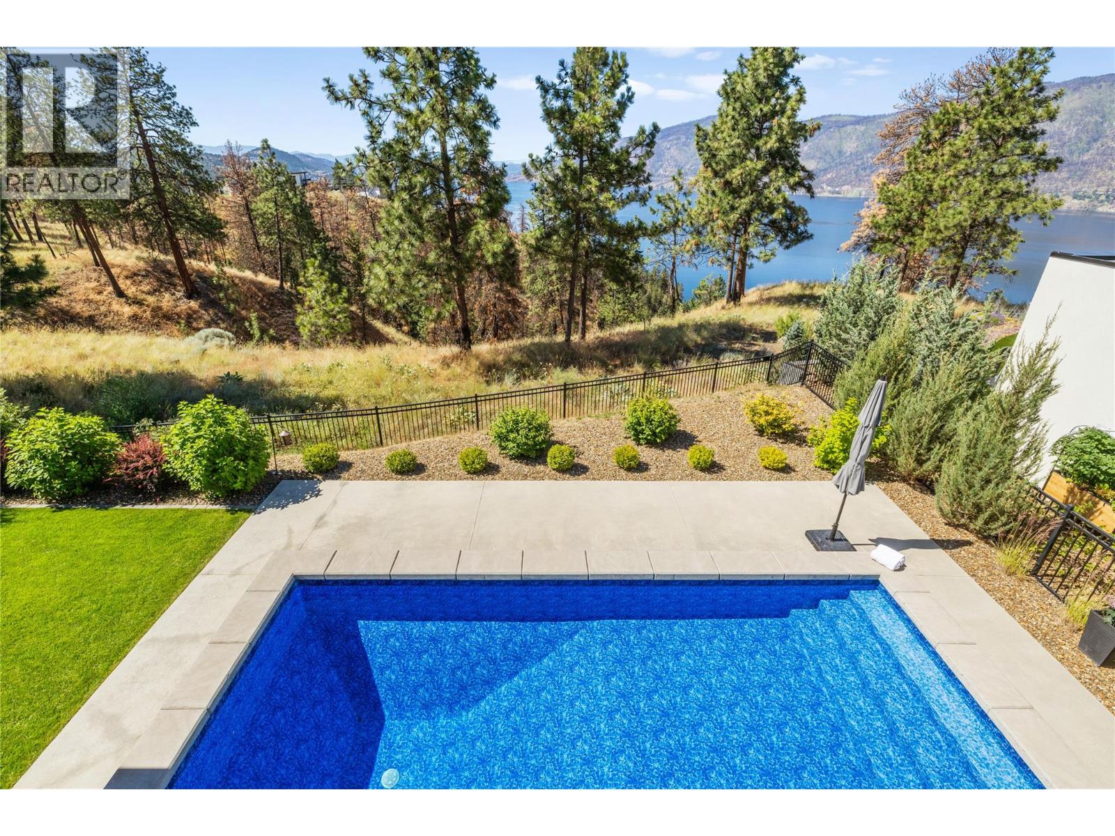 9696 Benchland Drive, Lake Country