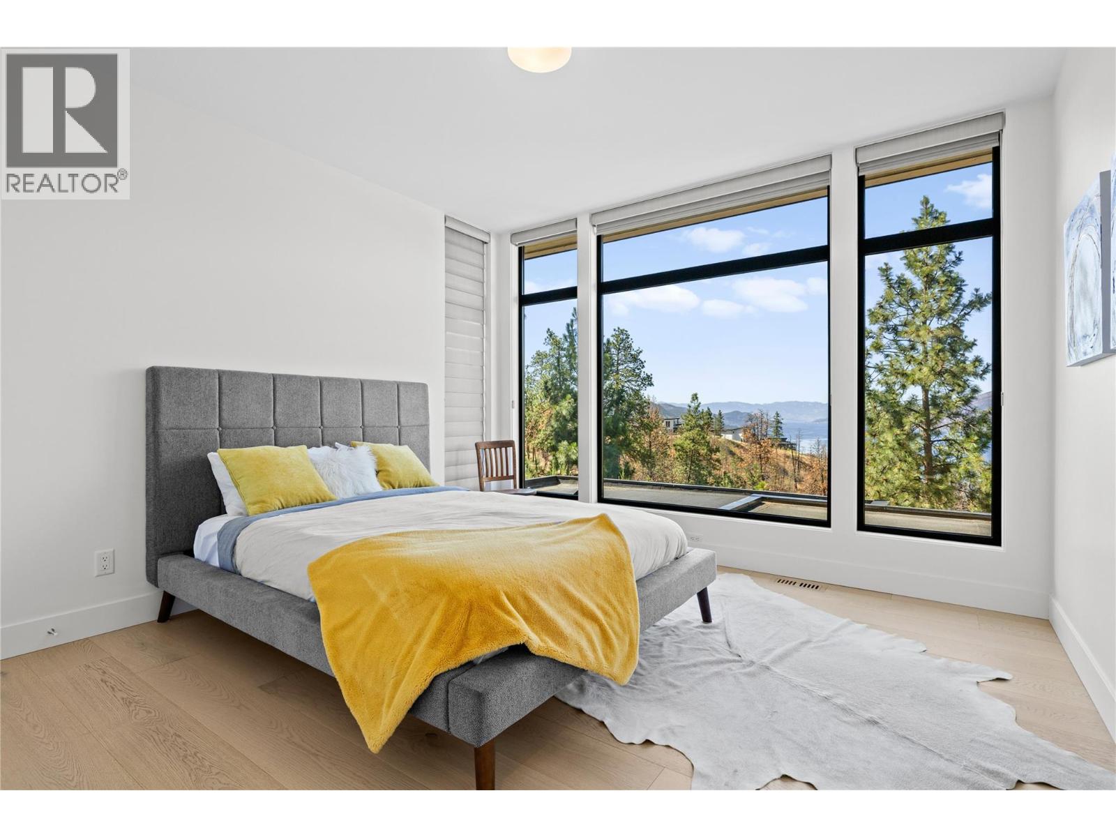 9696 Benchland Drive, Lake Country