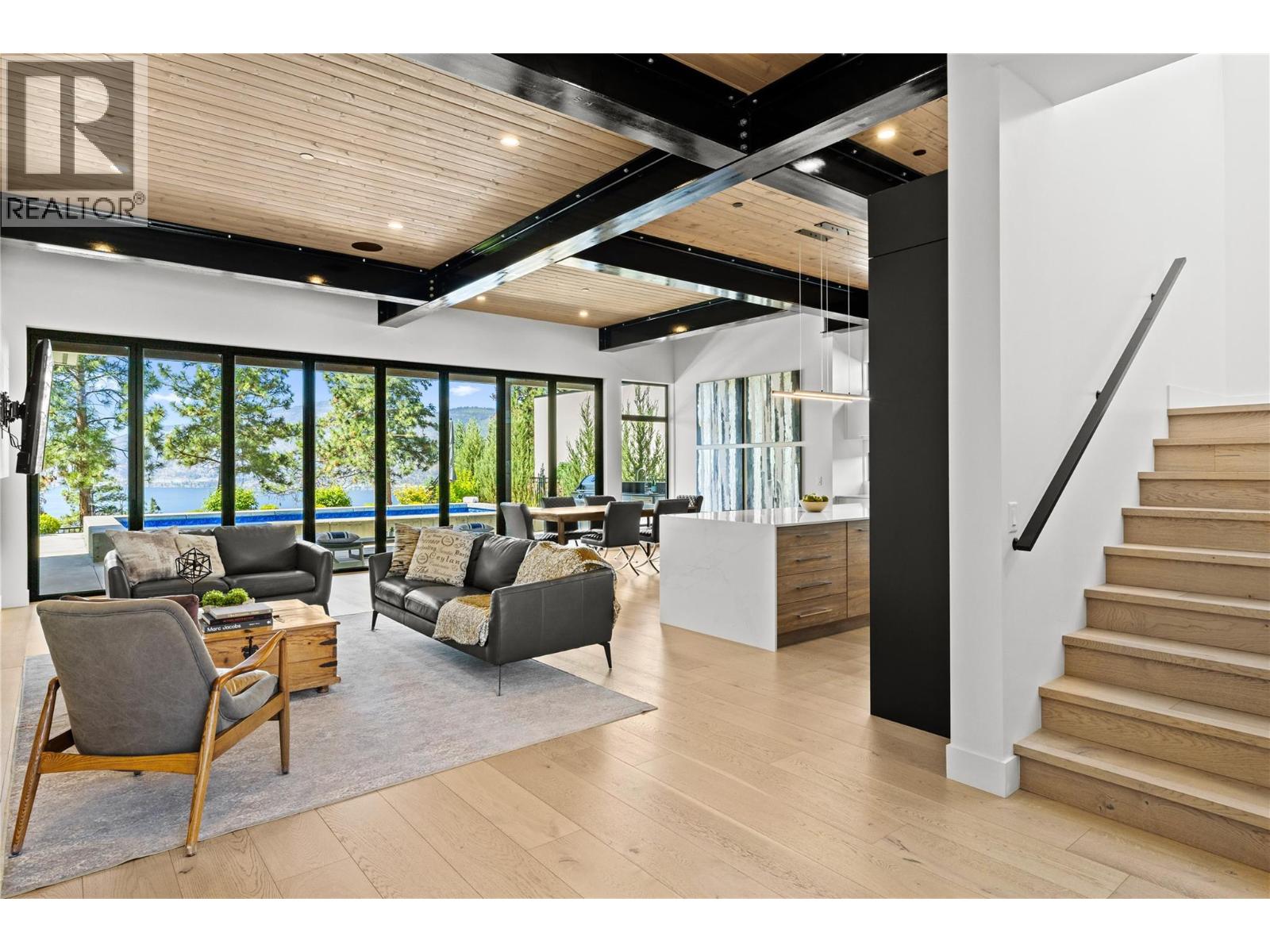 9696 Benchland Drive, Lake Country