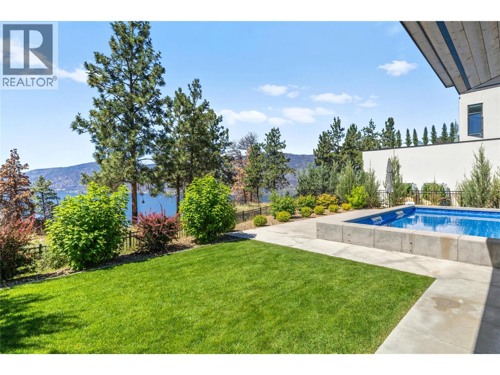 9696 Benchland Drive, Lake Country