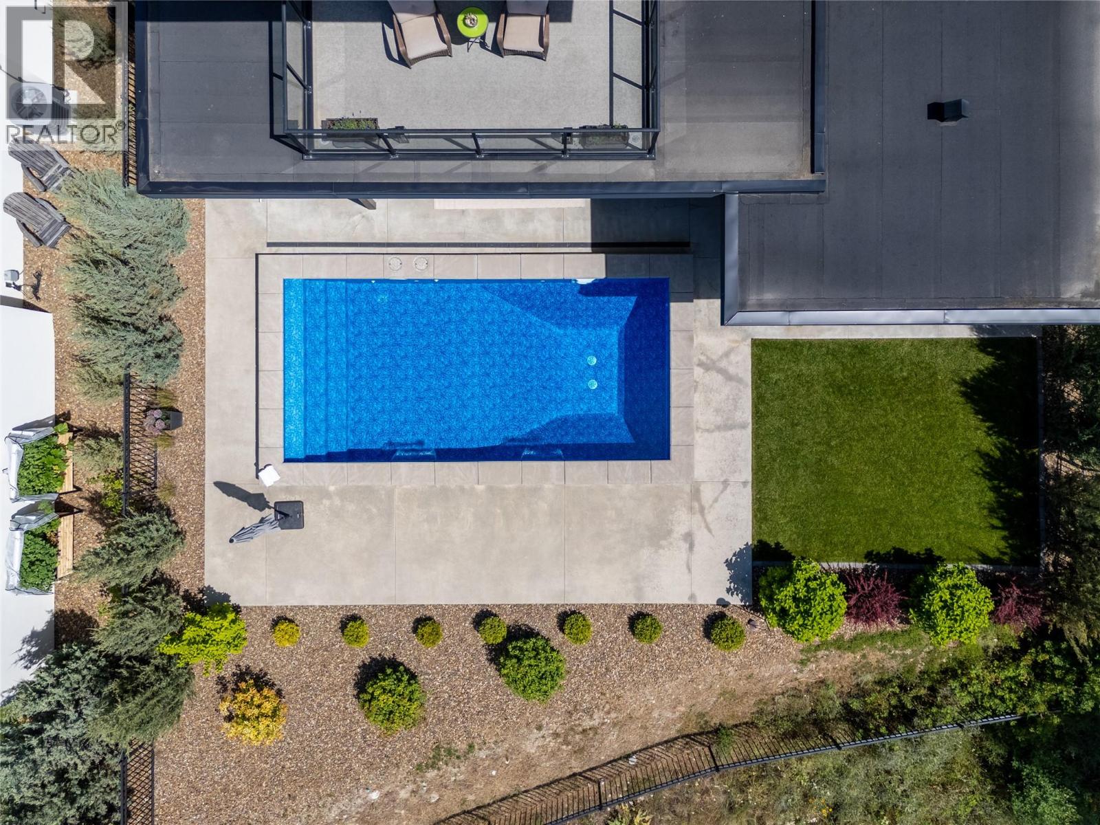 9696 Benchland Drive, Lake Country