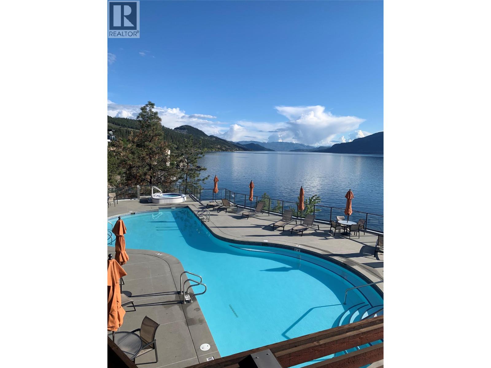 9696 Benchland Drive, Lake Country