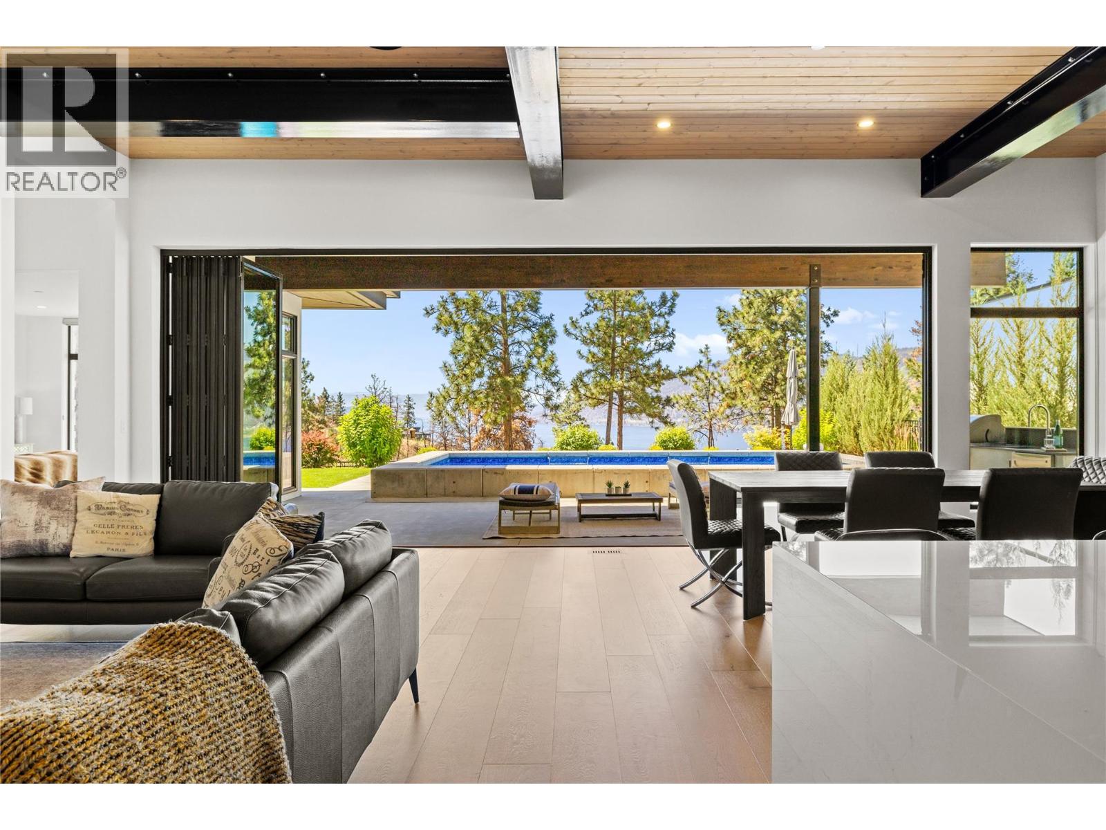9696 Benchland Drive, Lake Country