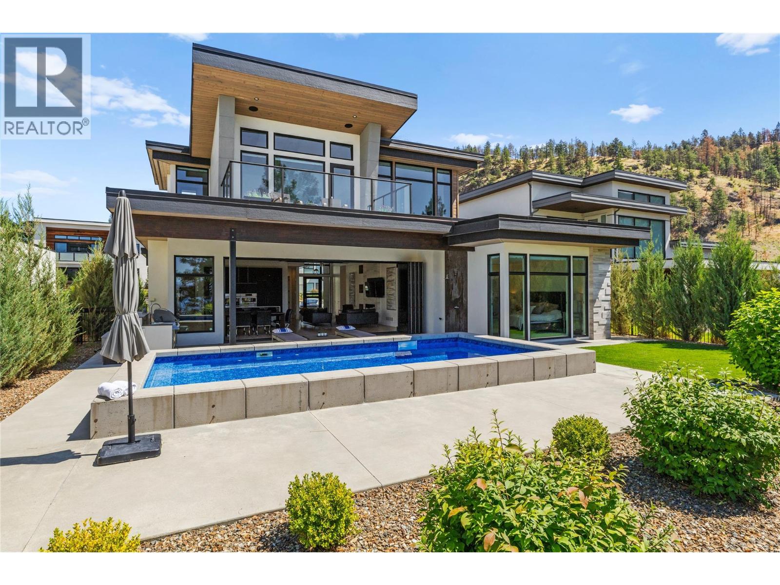 9696 Benchland Drive, Lake Country
