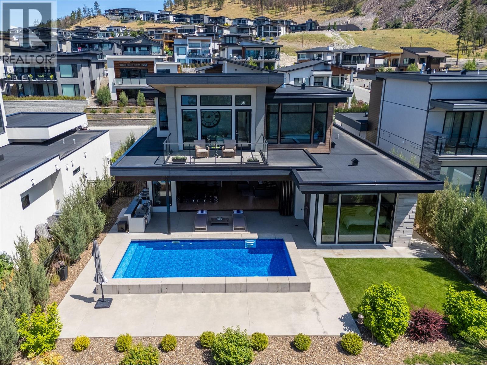 9696 Benchland Drive, Lake Country