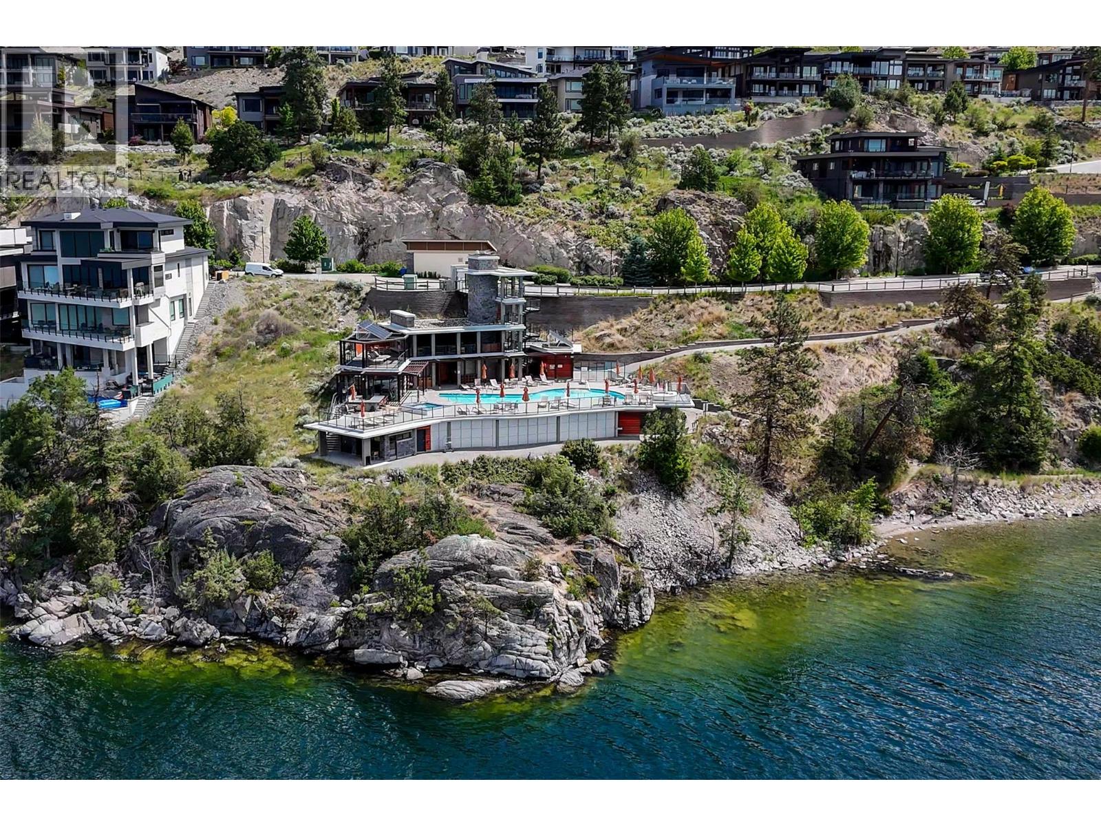 9696 Benchland Drive, Lake Country