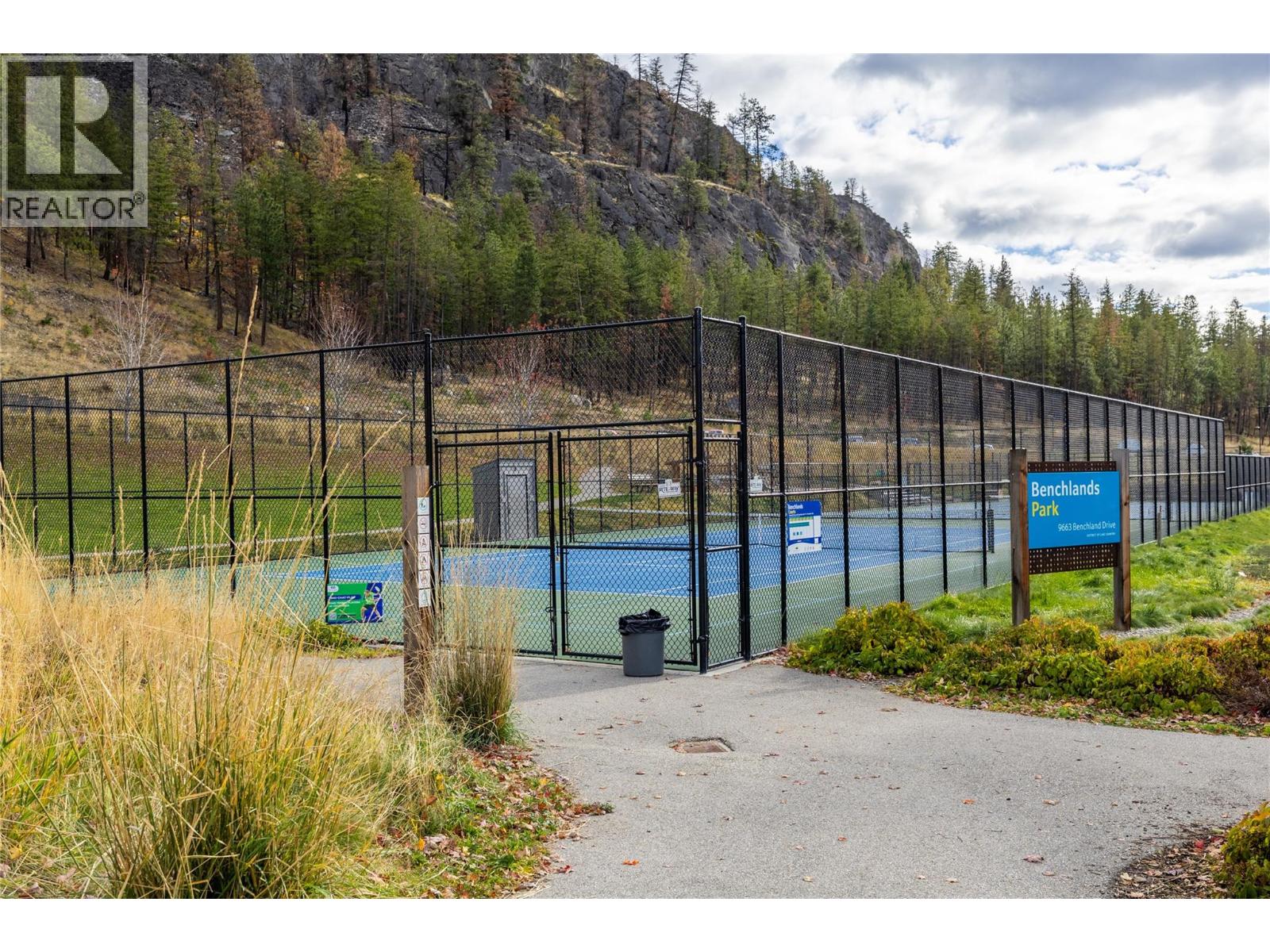 9696 Benchland Drive, Lake Country