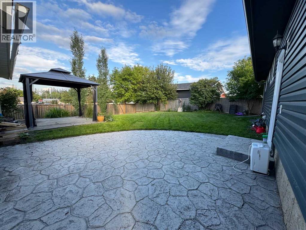 212 Silica Place, Fort McMurray