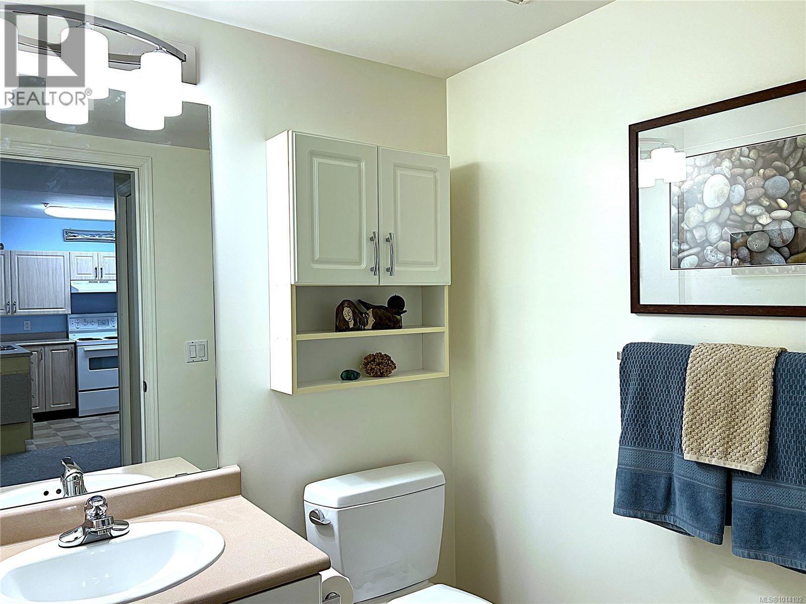 107 750 Memorial Ave, Qualicum Beach