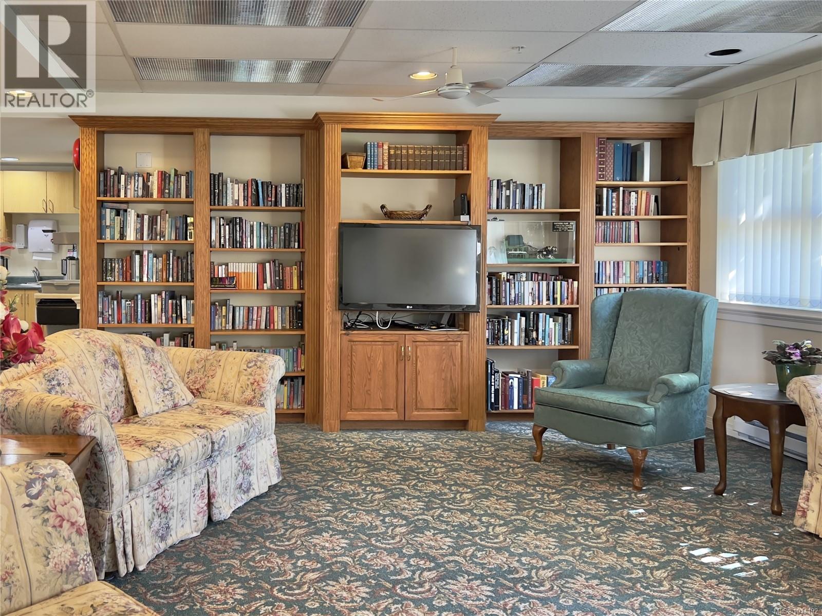 107 750 Memorial Ave, Qualicum Beach