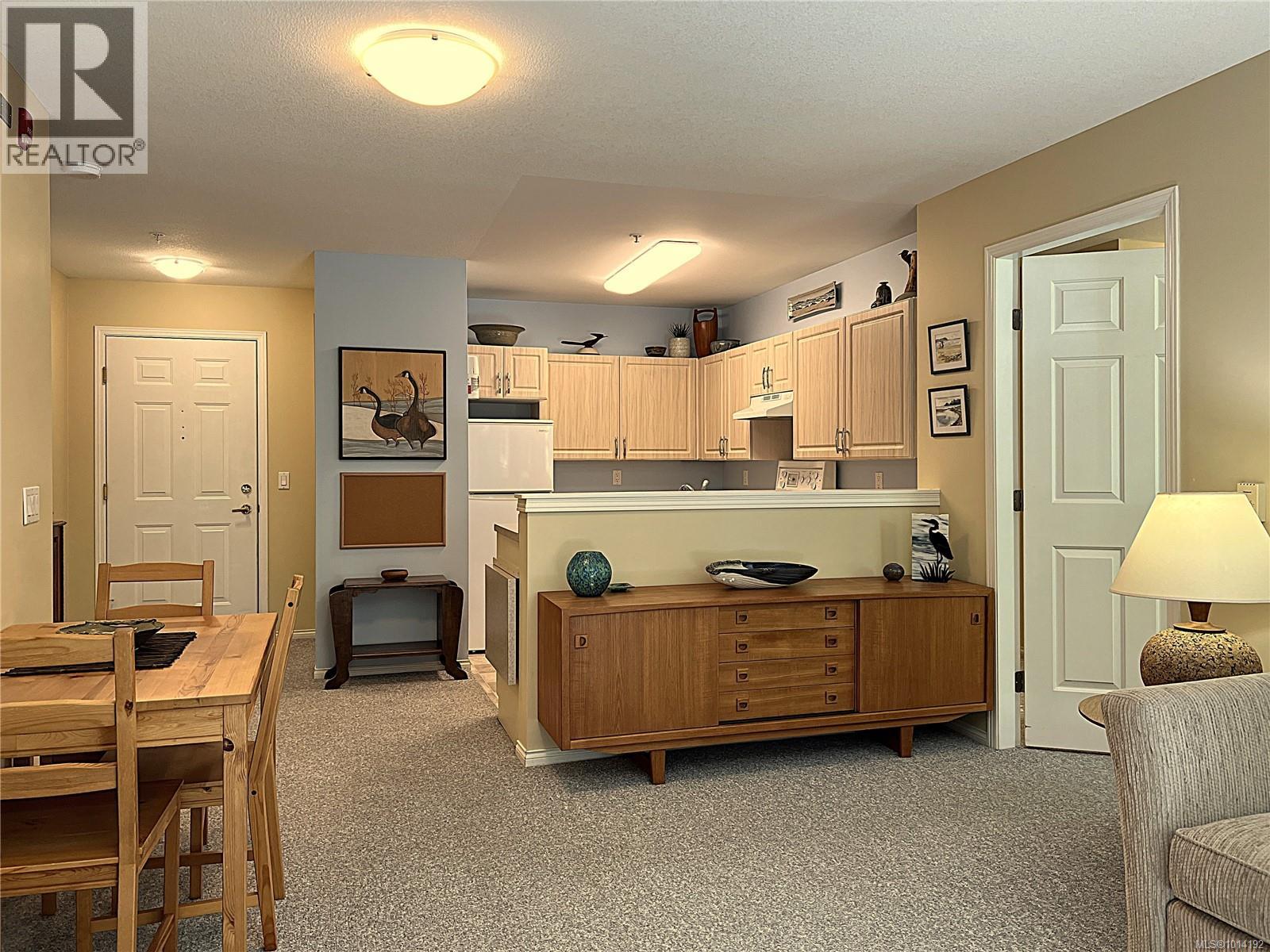107 750 Memorial Ave, Qualicum Beach