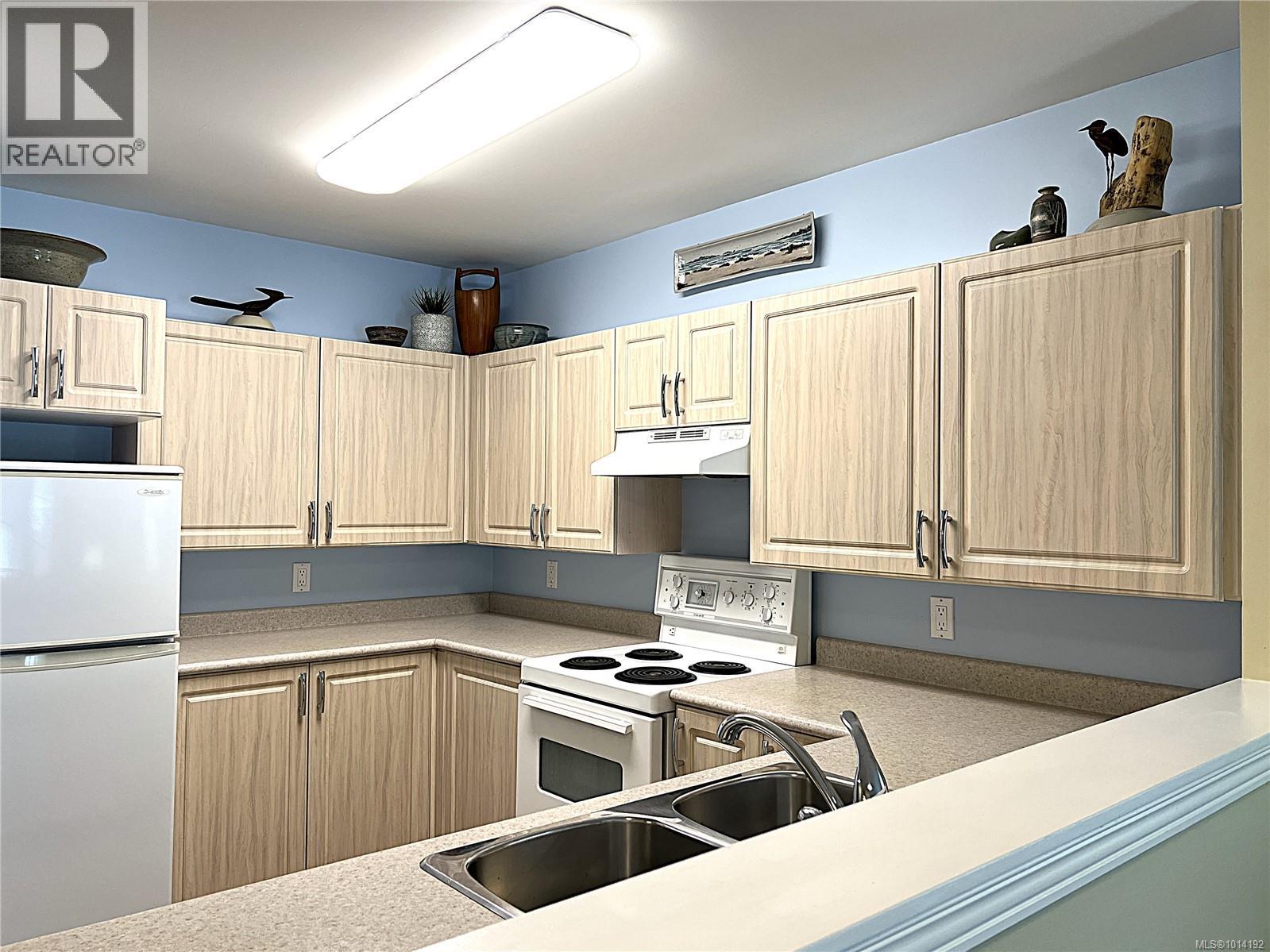 107 750 Memorial Ave, Qualicum Beach