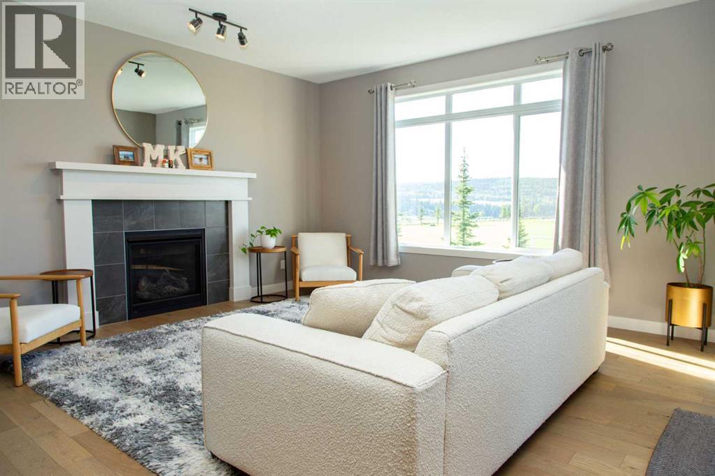 128 Sundown View, Cochrane