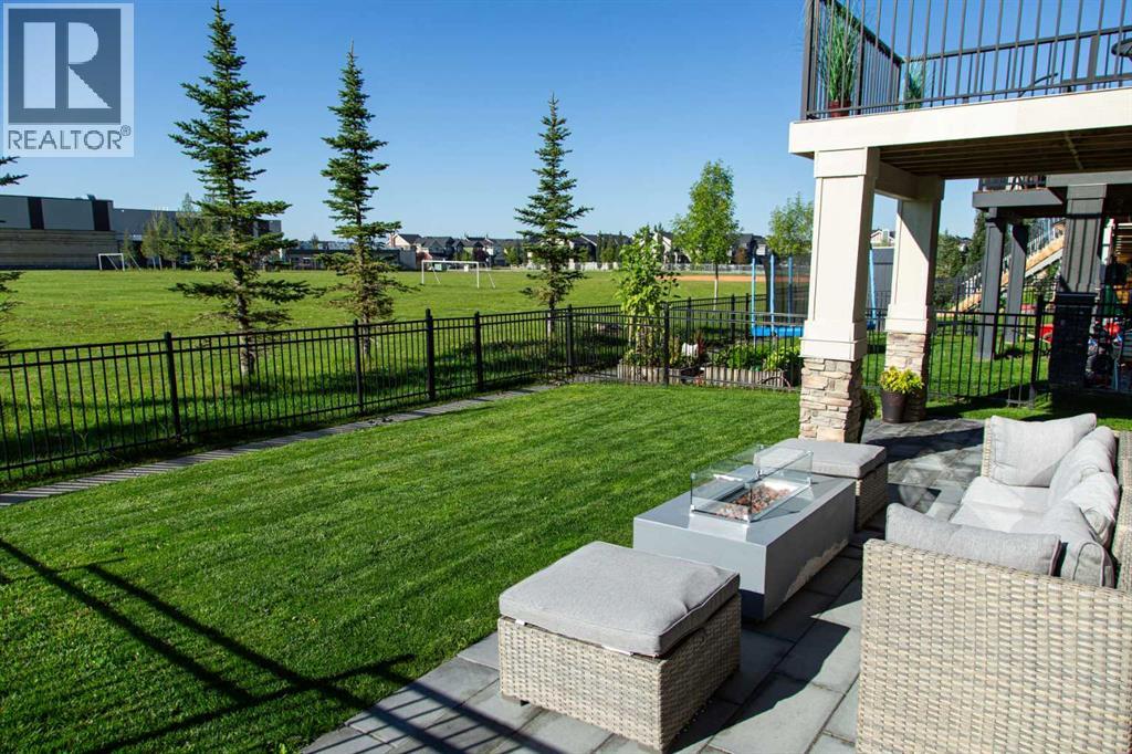 128 Sundown View, Cochrane