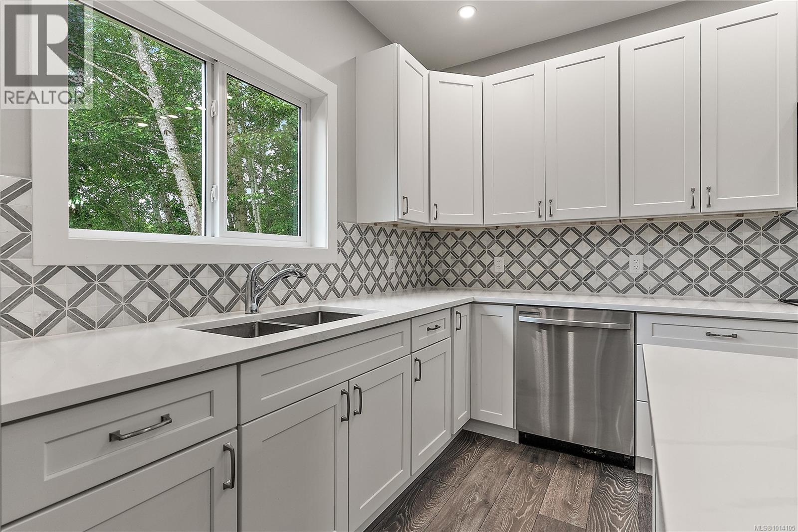  6451 Hopkins Court, Sooke