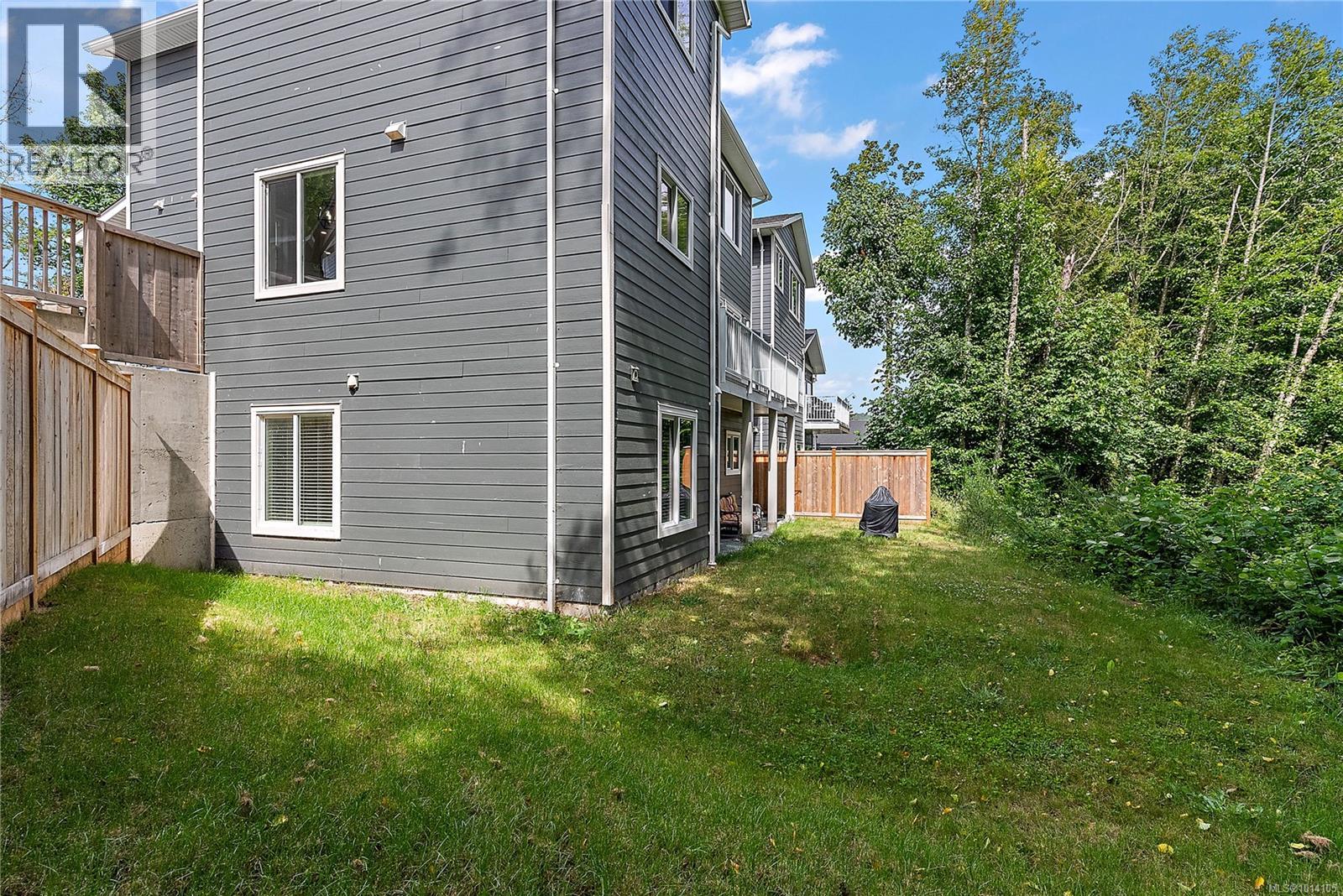  6451 Hopkins Court, Sooke