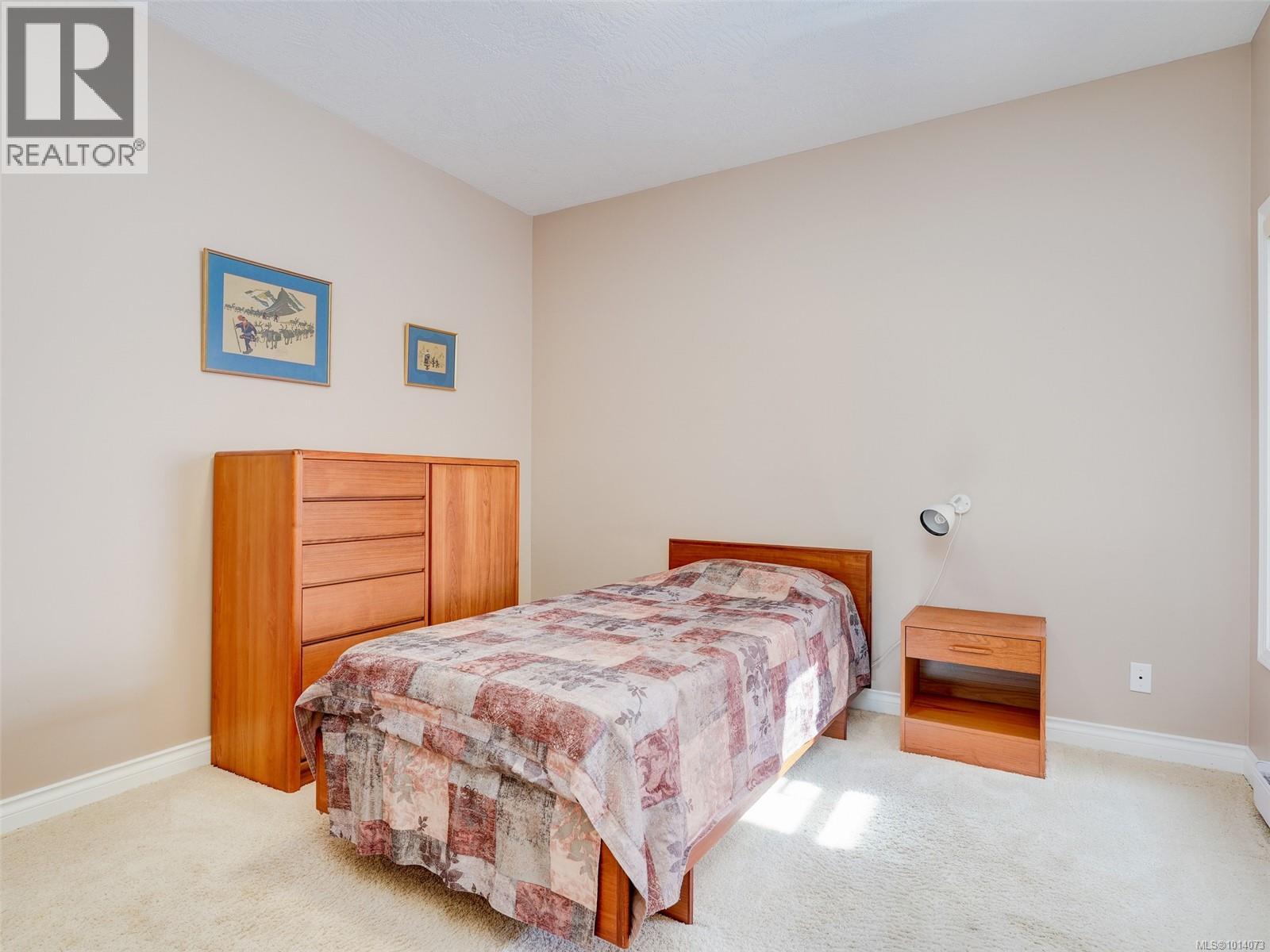 47 4318 Emily Carr Dr, Saanich