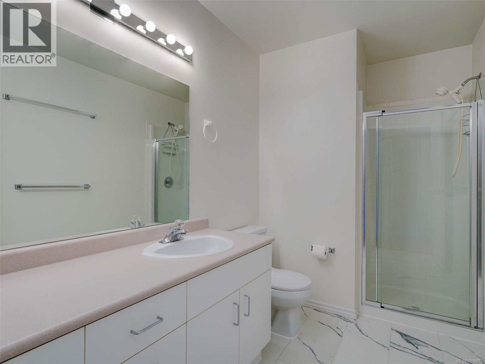 47 4318 Emily Carr Dr, Saanich