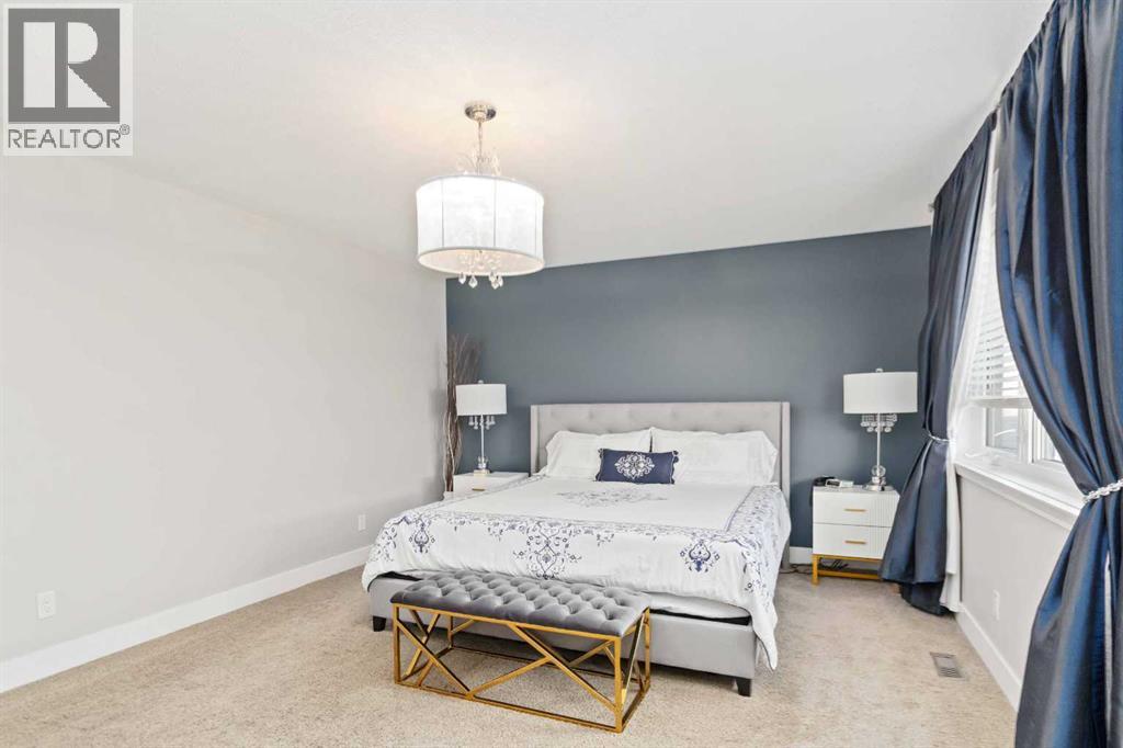 208 Sparrow Hawk Drive, Fort McMurray