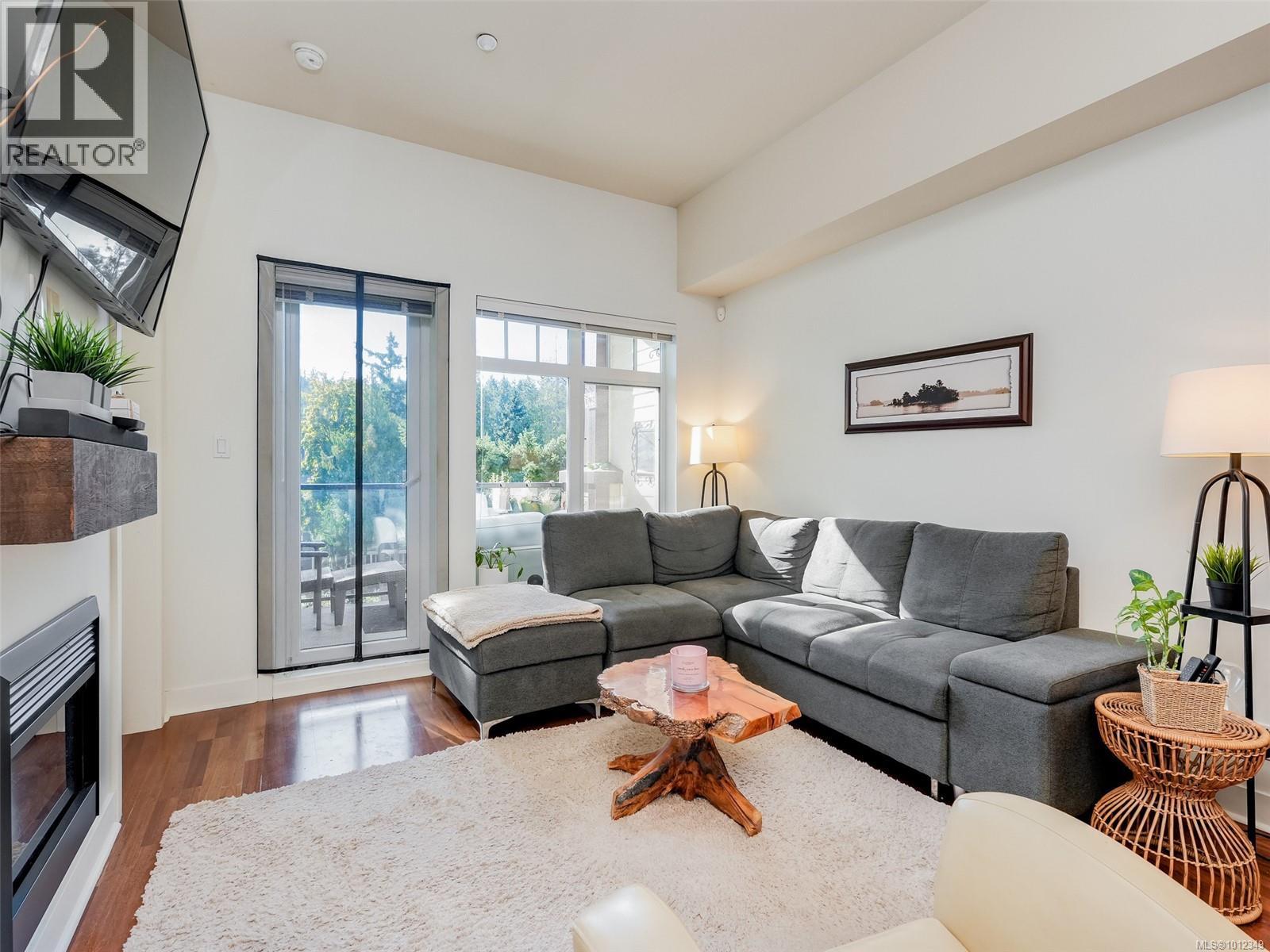 404 1375 Bear Mountain Parkway, Langford