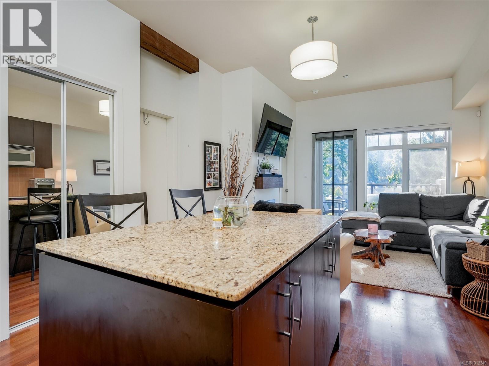 404 1375 Bear Mountain Parkway, Langford