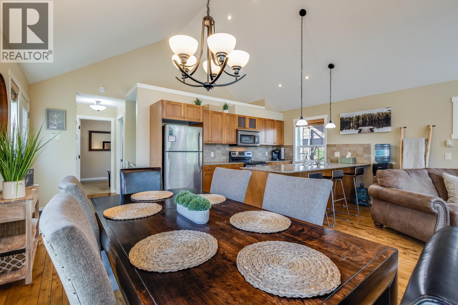  6823 Madrid Way, Kelowna