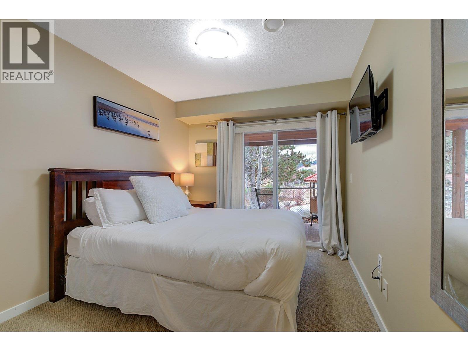  6823 Madrid Way, Kelowna