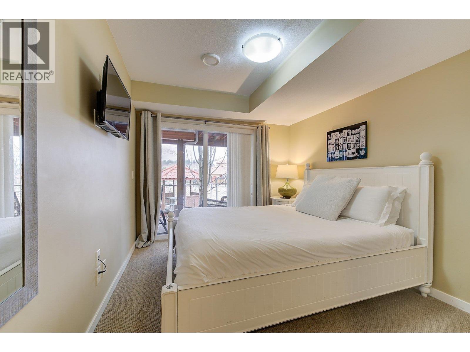  6823 Madrid Way, Kelowna
