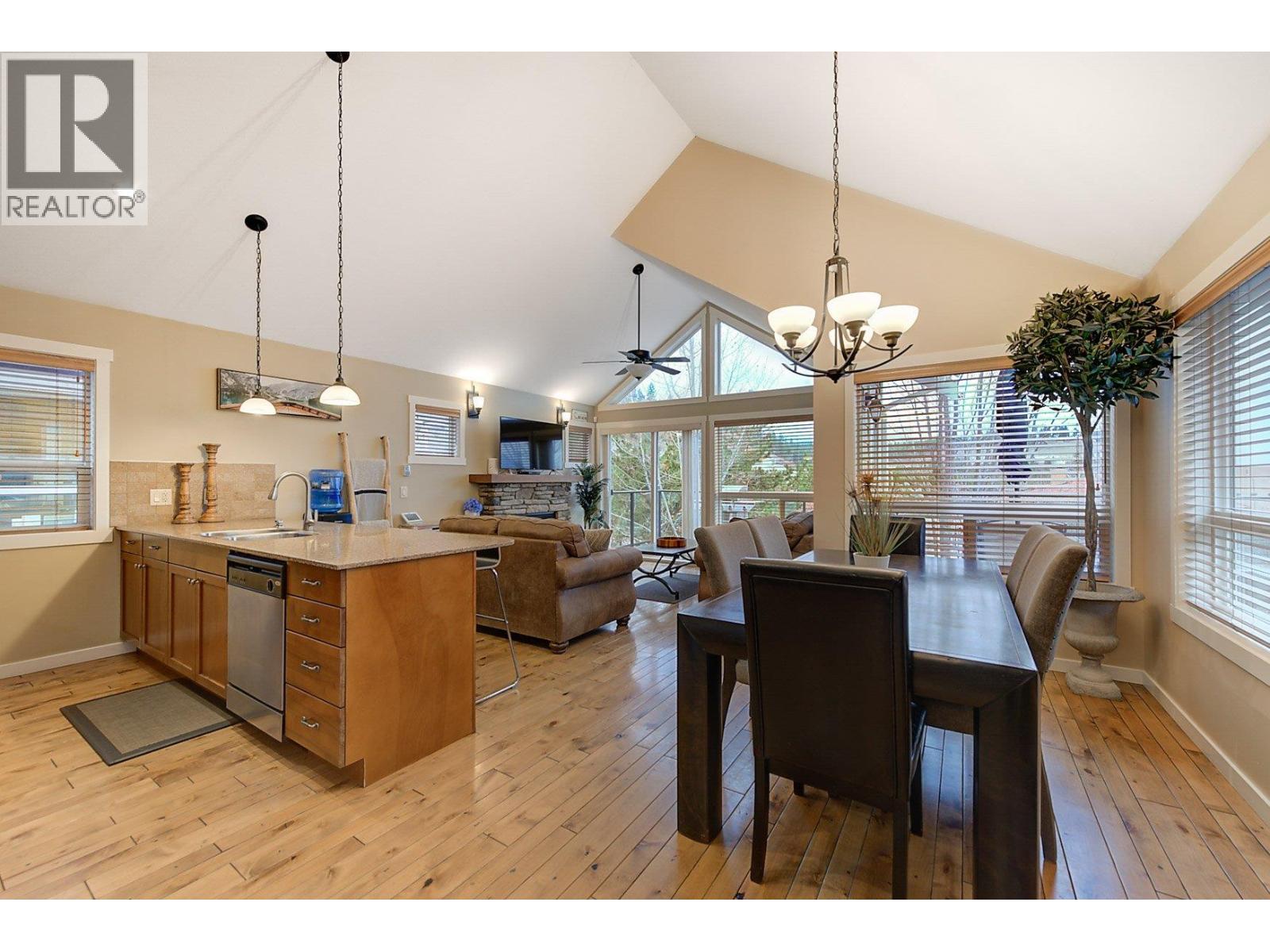  6823 Madrid Way, Kelowna