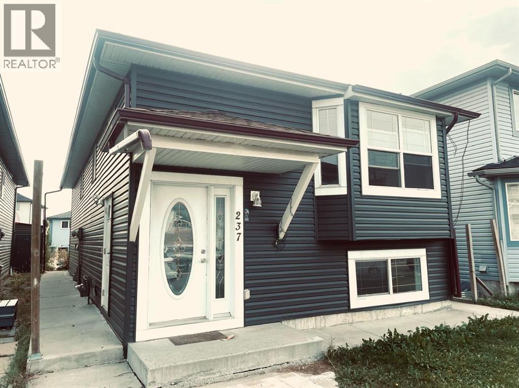 237 Tarawood Close NE, Calgary, Alberta