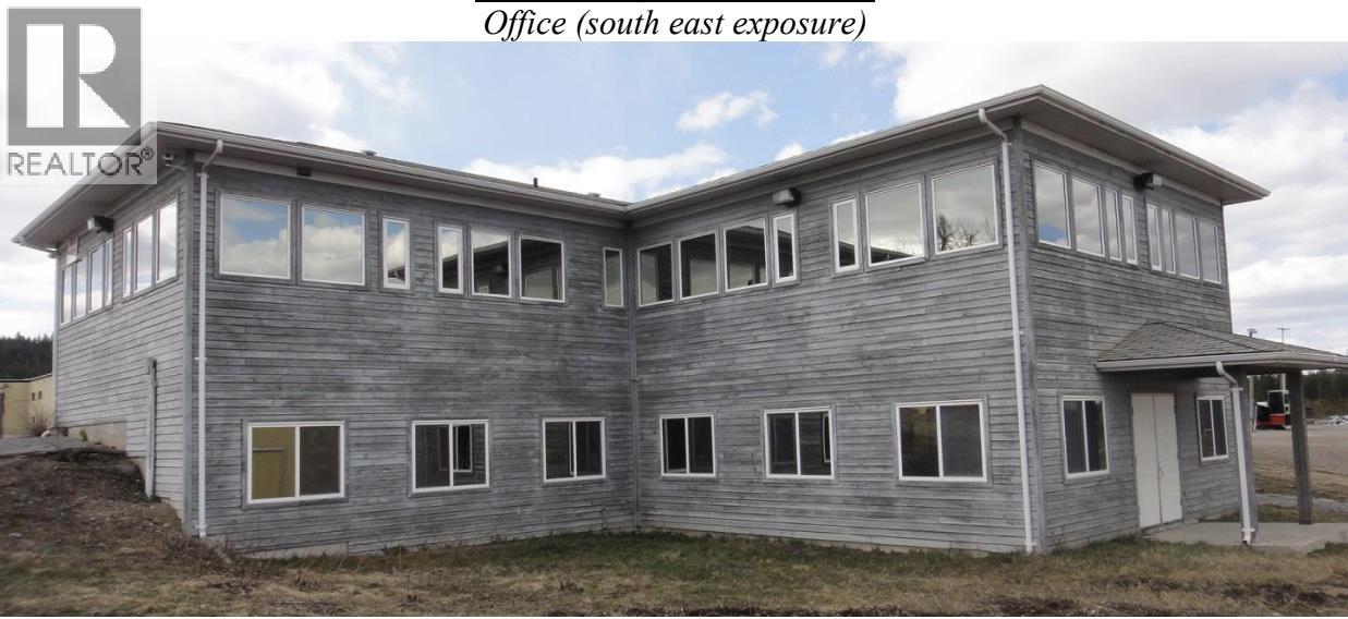 Kitchen of 15355 CLEAR LAKE SAWMILL ROAD · Prince George, BC