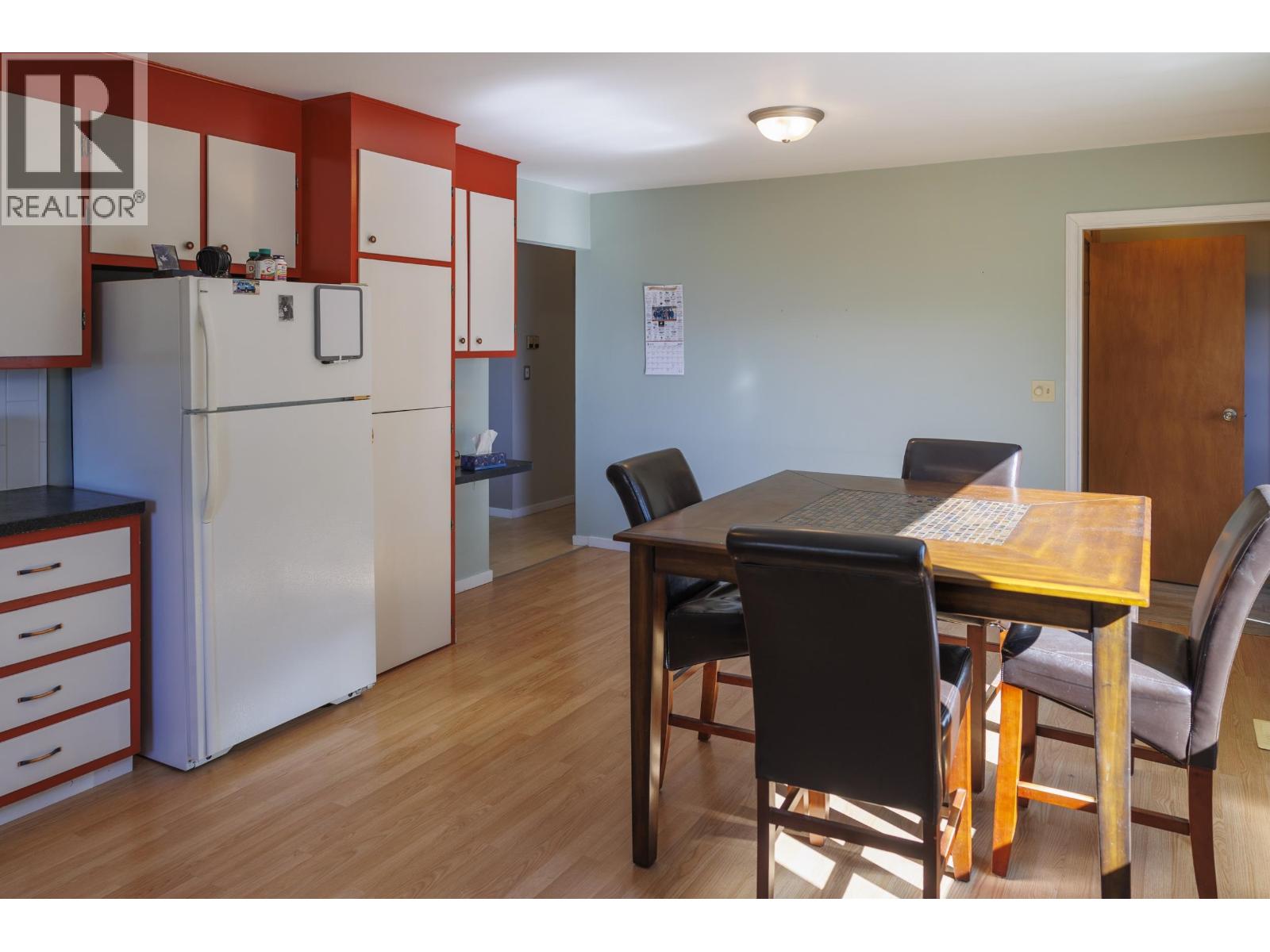 4706 MOUNTAIN VIEW ROAD, McBride