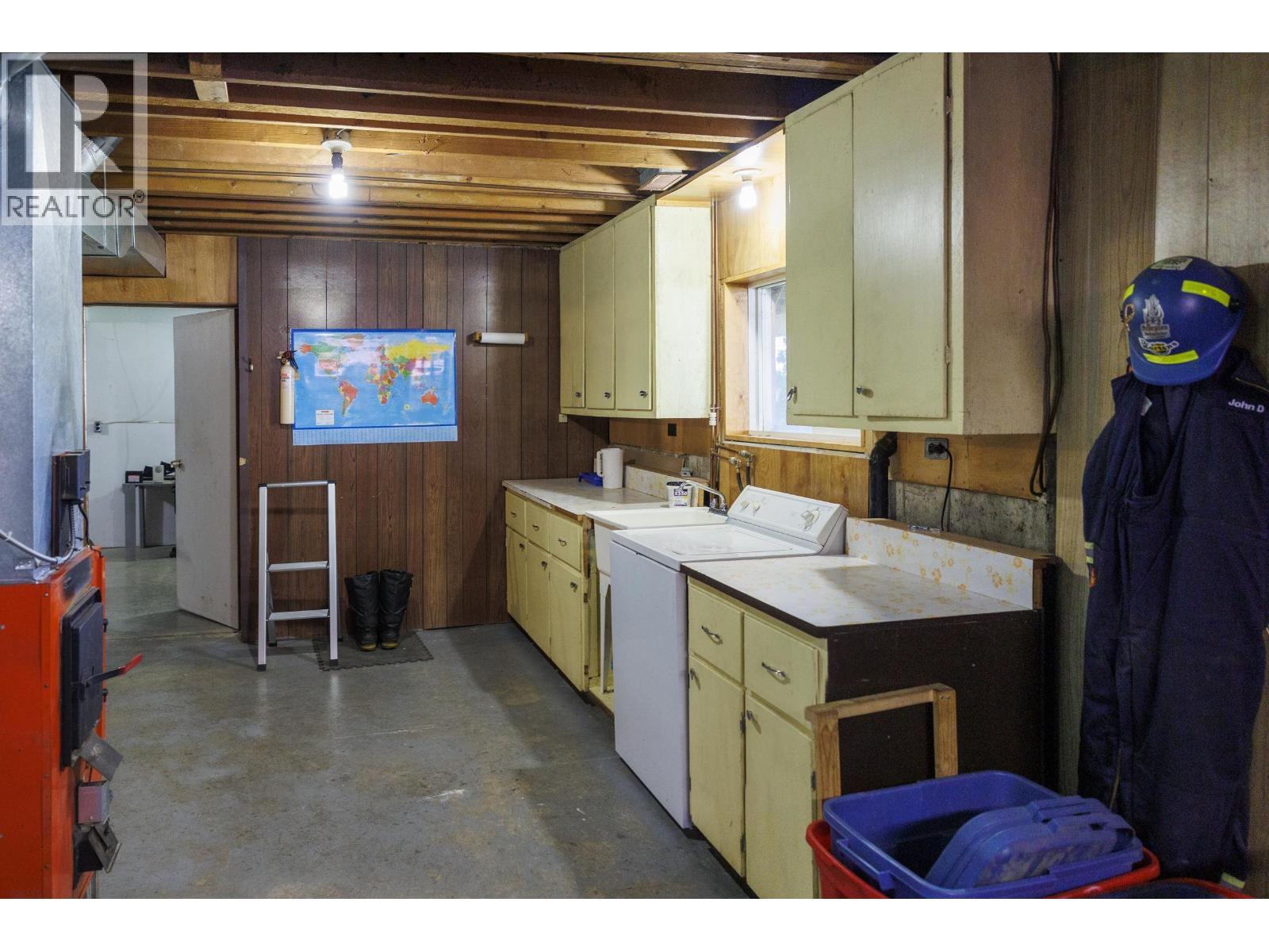 4706 MOUNTAIN VIEW ROAD, McBride