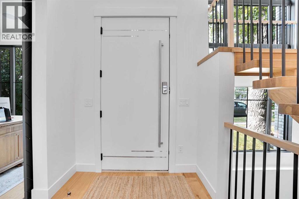 Single Family House for Sale in   Street NW Crescent Heights Calgary 