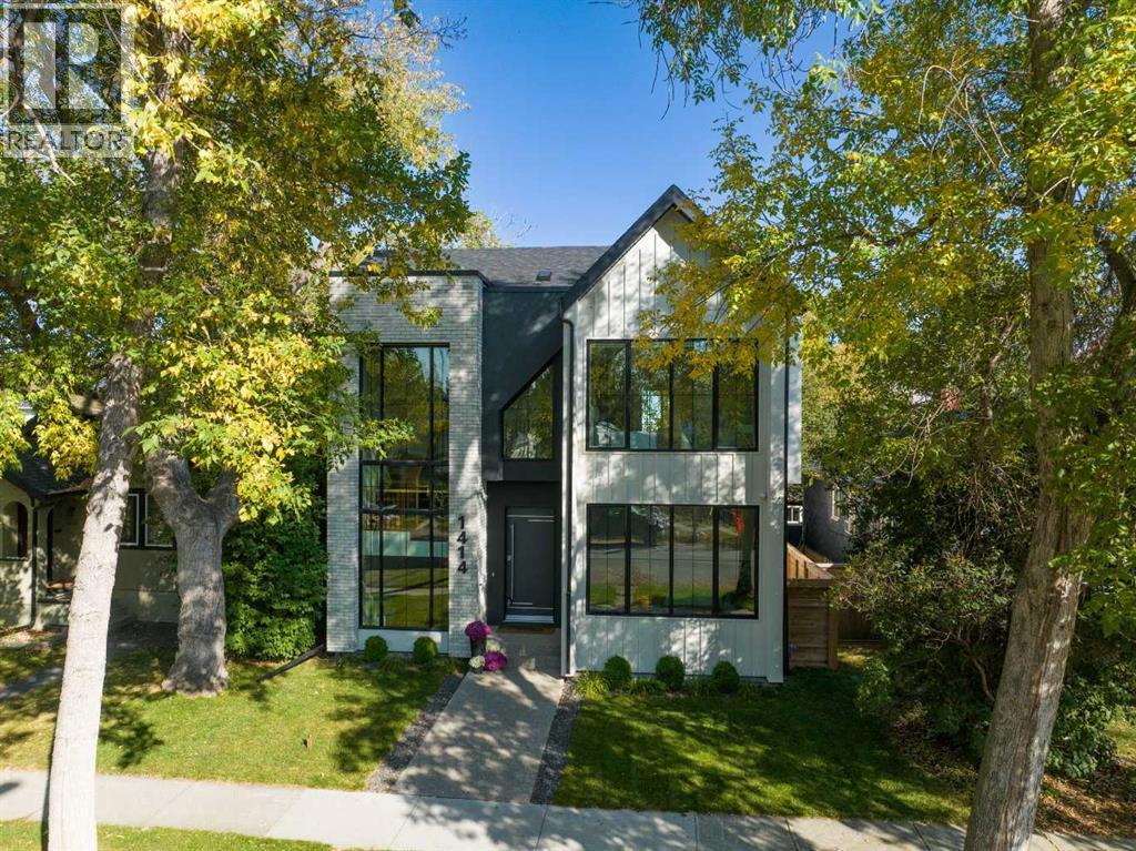 Single Family House for Sale in   Street NW Crescent Heights Calgary 