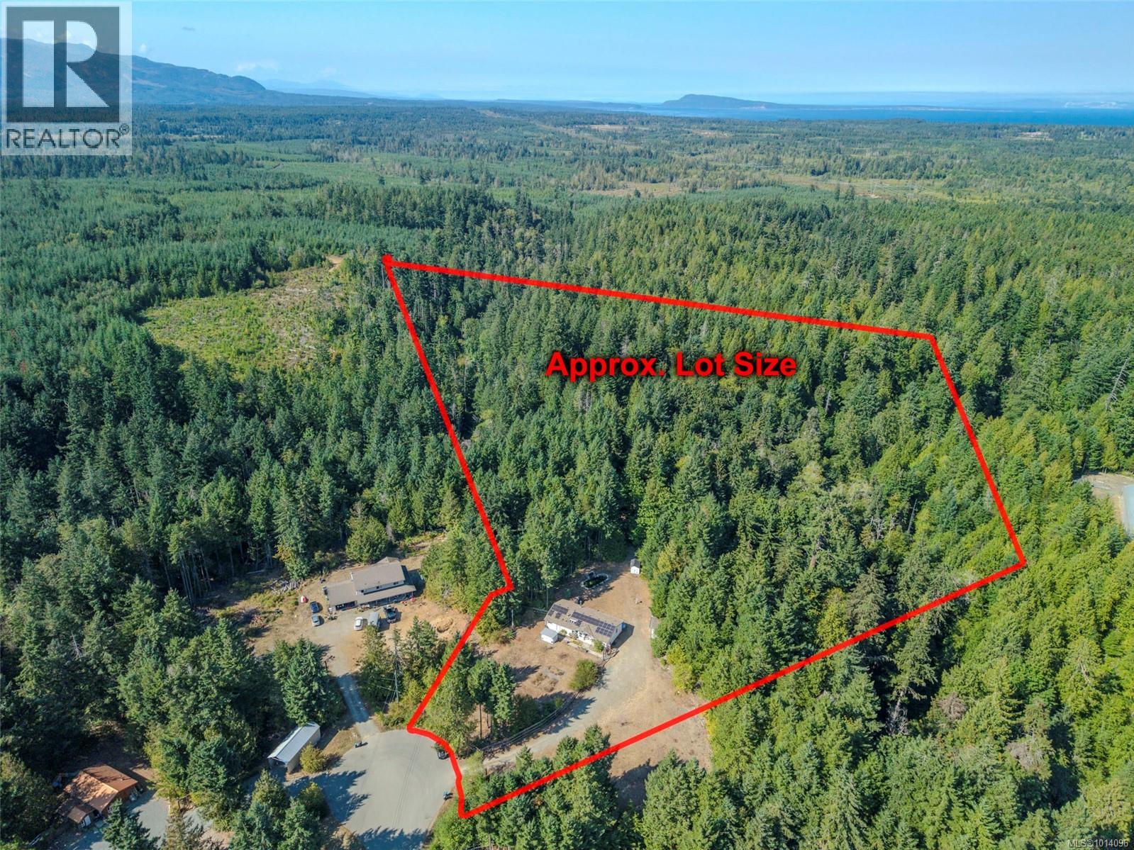 1375 Dolly Varden Way, Qualicum Beach