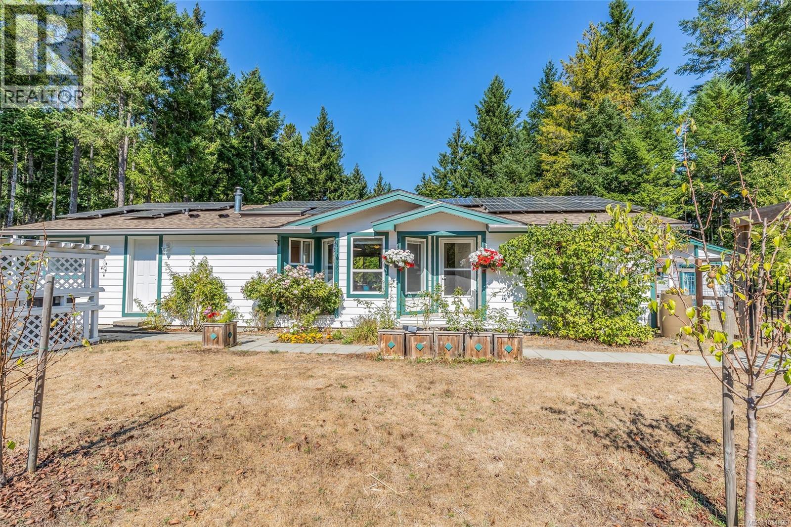 1375 Dolly Varden Way, Qualicum Beach