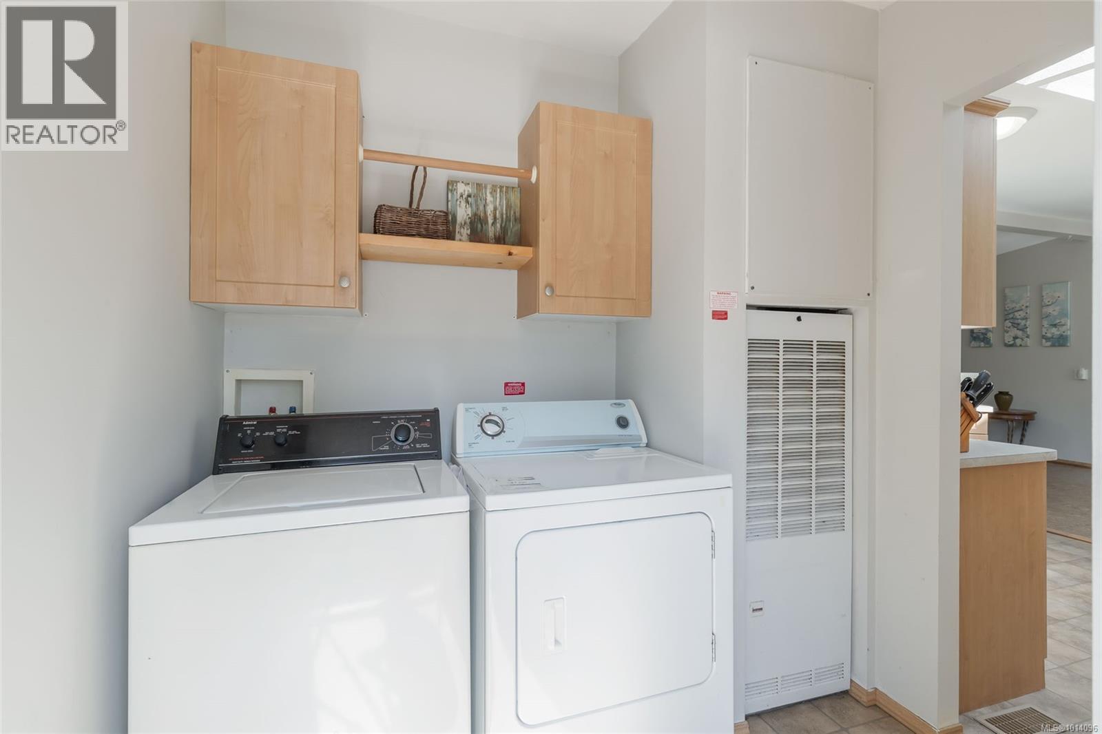 1375 Dolly Varden Way, Qualicum Beach