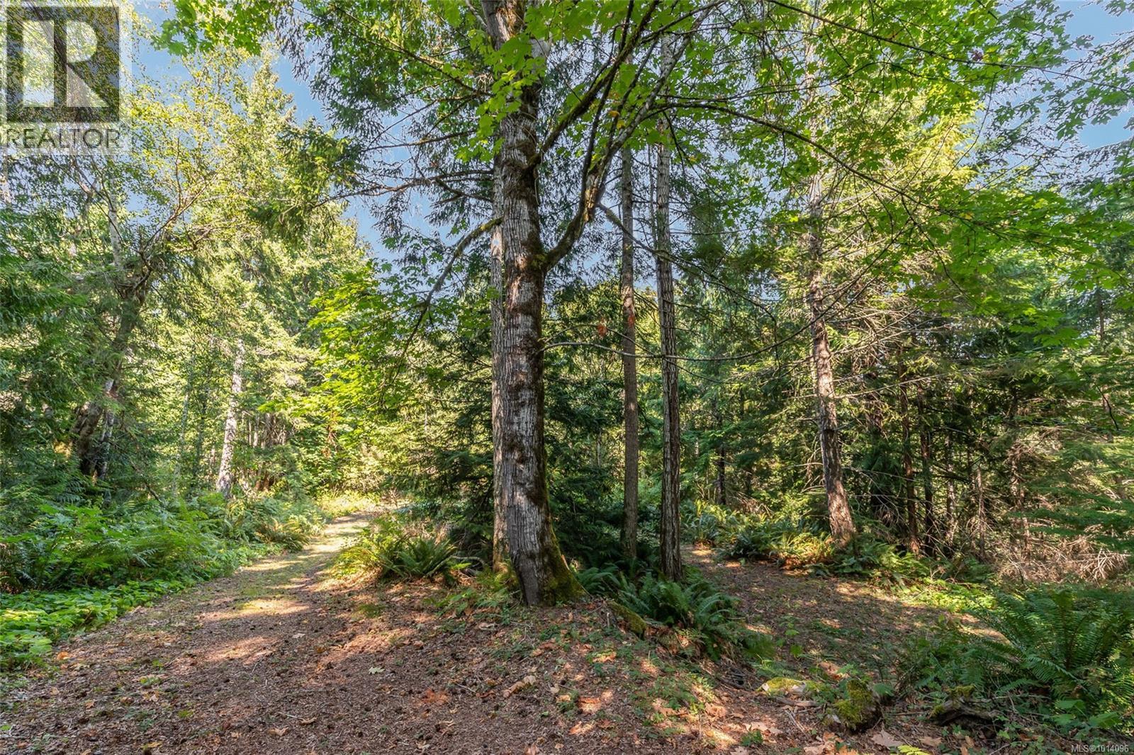 1375 Dolly Varden Way, Qualicum Beach
