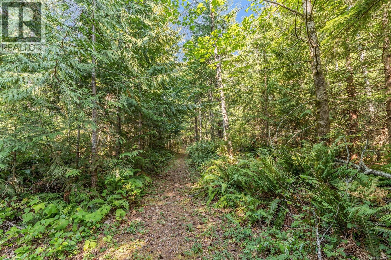 1375 Dolly Varden Way, Qualicum Beach