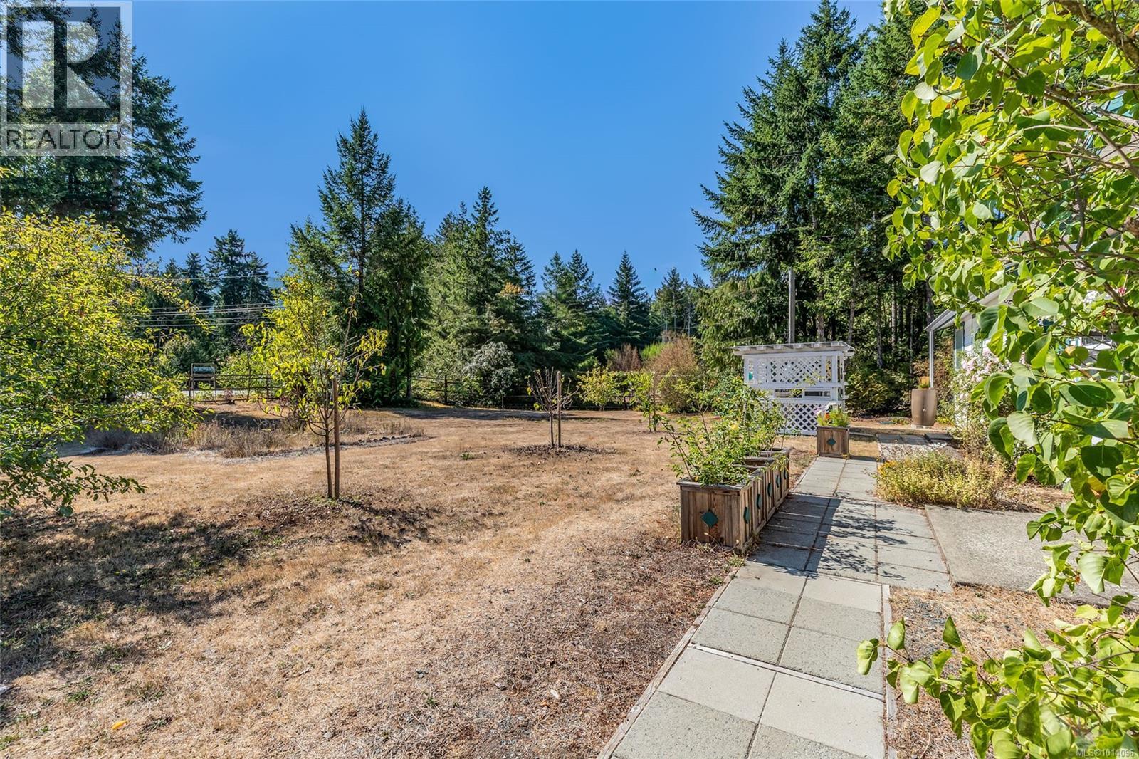 1375 Dolly Varden Way, Qualicum Beach