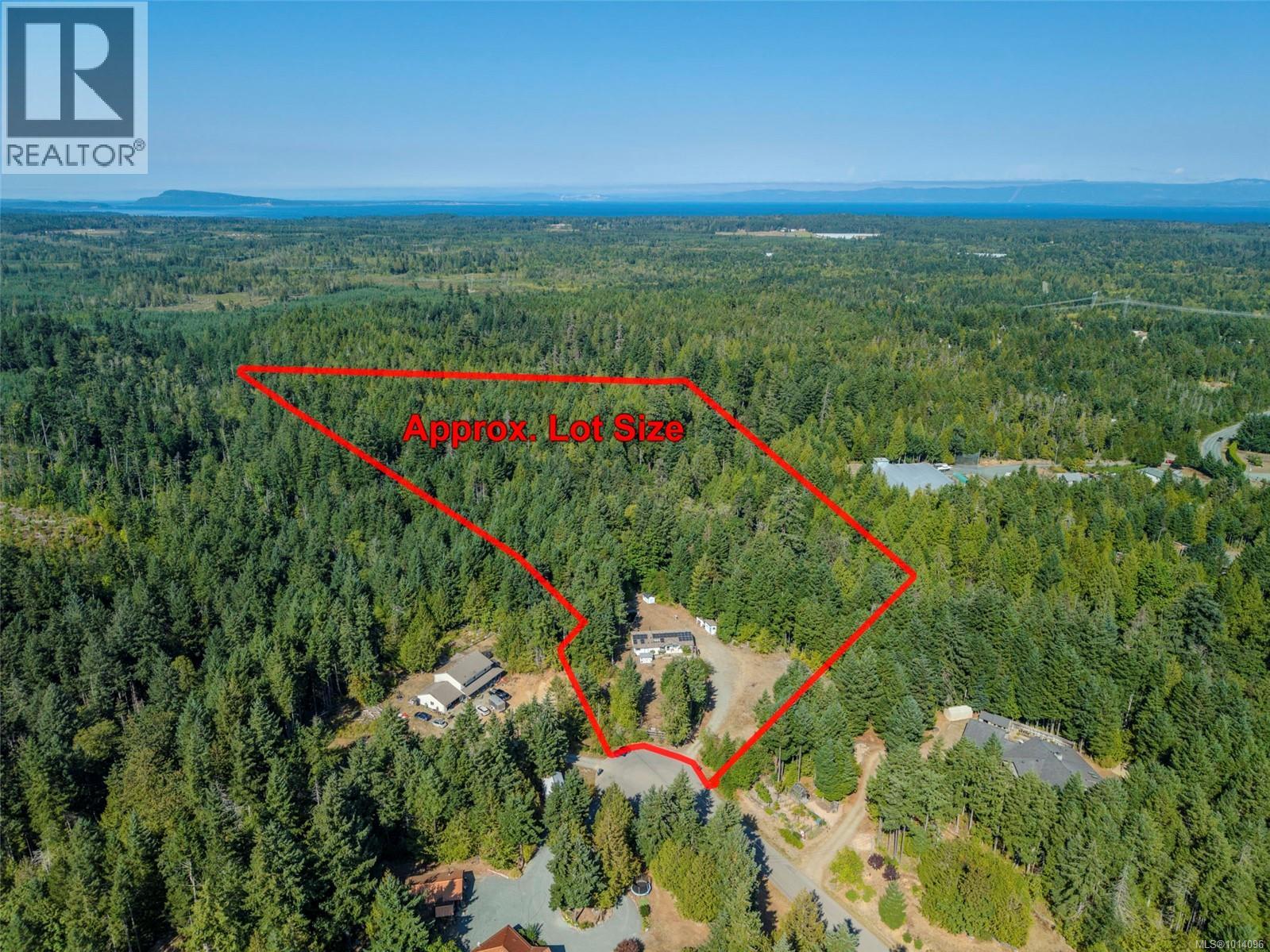 1375 Dolly Varden Way, Qualicum Beach