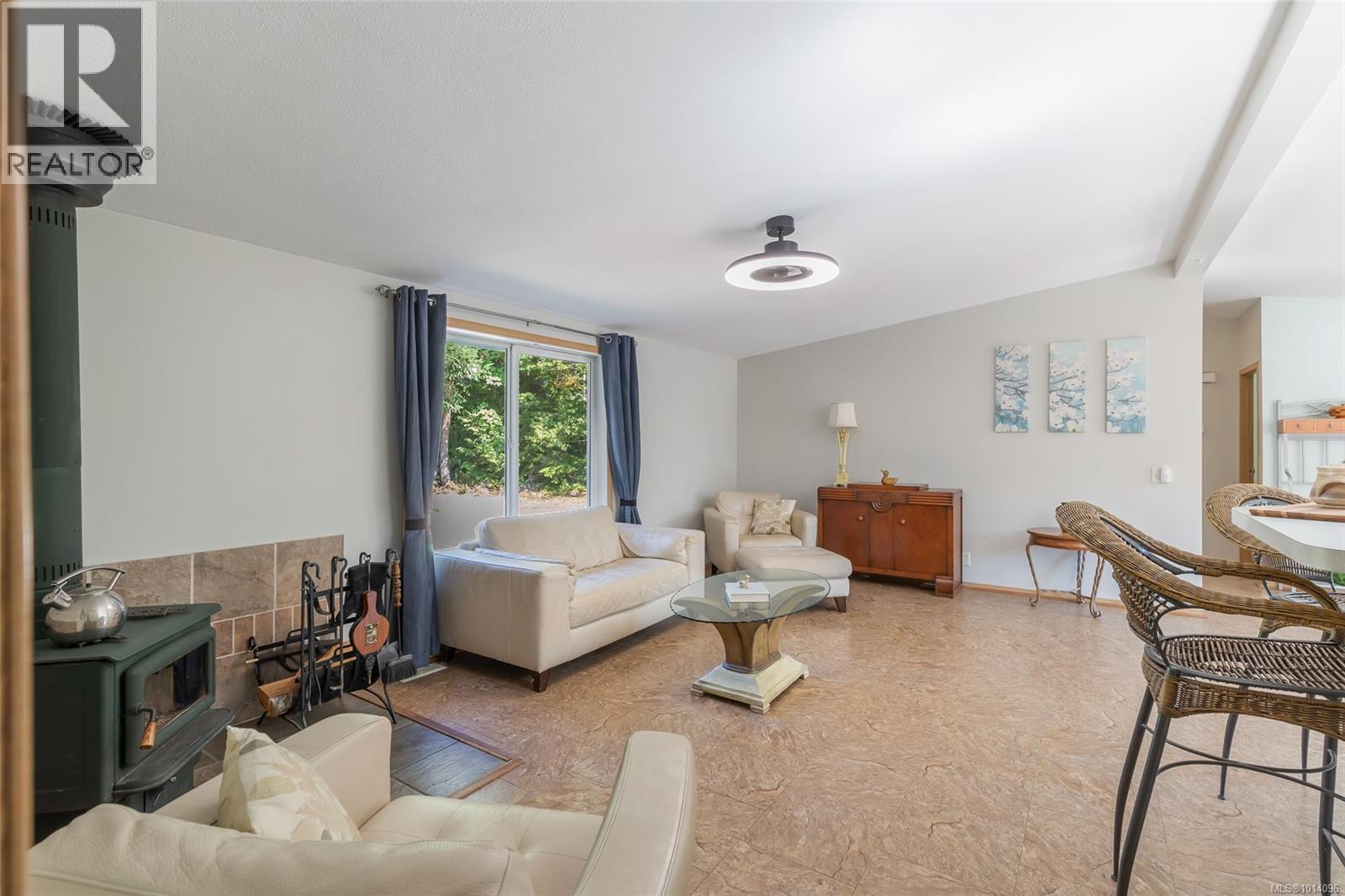 1375 Dolly Varden Way, Qualicum Beach